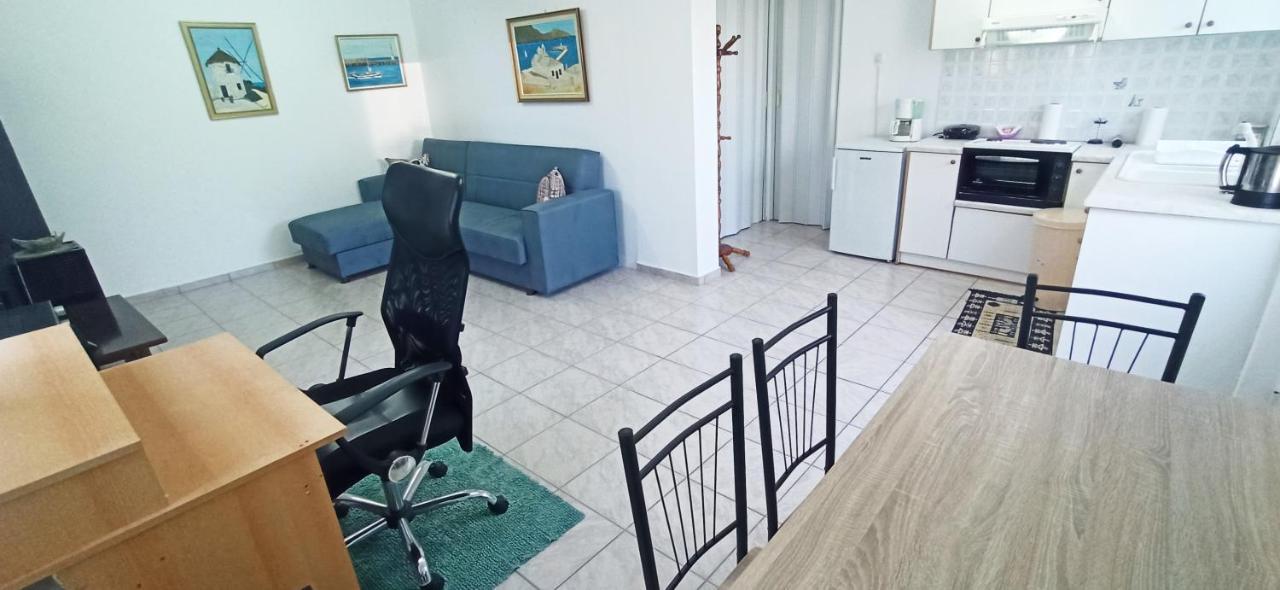 Maris Full Apartment With Roof Garden Access Chios Town Exteriör bild